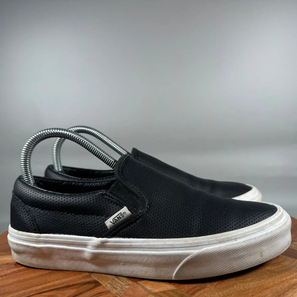 Vans Classic Slip-On Perforated Black Leather Shoes Womens 7.5 Mens 6 721356